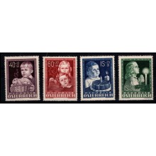 Børnefester - Komplet sæt - Postfrisk.